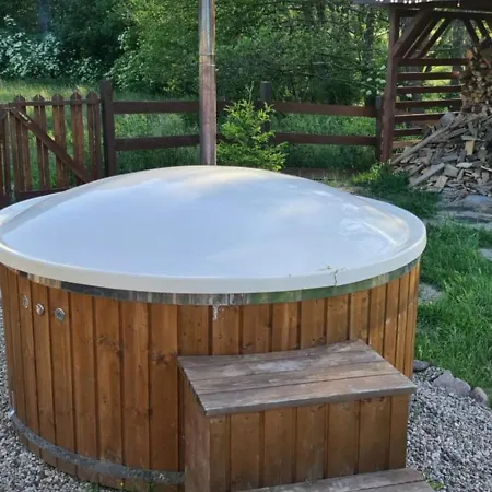 Z Sauna I Balia Jakuzii W Gluszy
