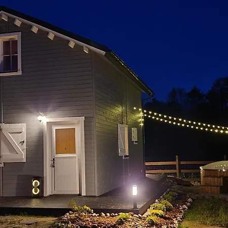 Holiday home Z Sauna I Balia Jakuzii W Gluszy