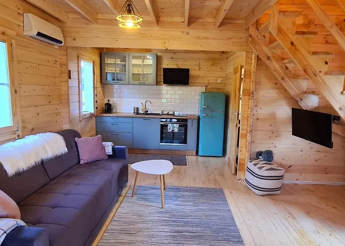 Holiday home Z Sauna I Balia Jakuzii W Gluszy *