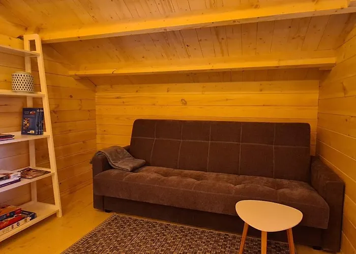 Holiday home Z Sauna I Balia Jakuzii W Gluszy