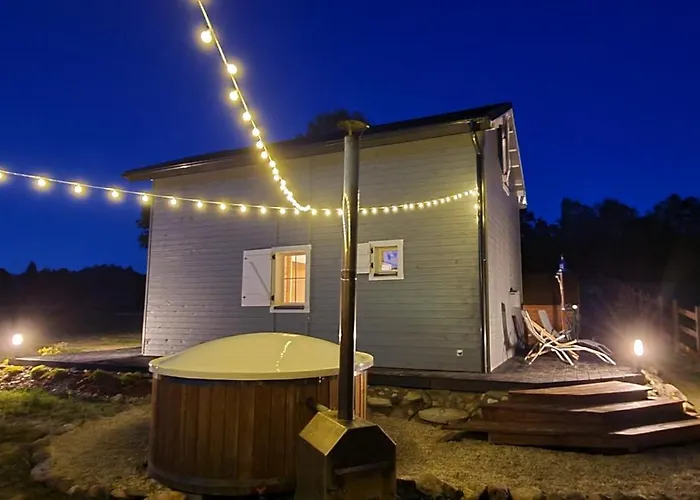 Holiday home Z Sauna I Balia Jakuzii W Gluszy *