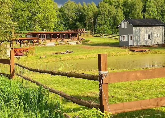 Holiday home Z Sauna I Balia Jakuzii W Gluszy Borzynowo